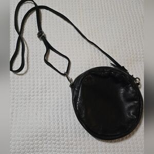 Laura Di Maggio Round  Leather Crossbody Bag